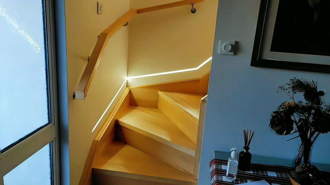  LED燈帶多用途和節能的照明解決方案